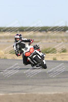 media/Oct-13-2025-Lets Ride (Mon) [[1a1cd08581]]/B Group/1020am (Sweeper)/